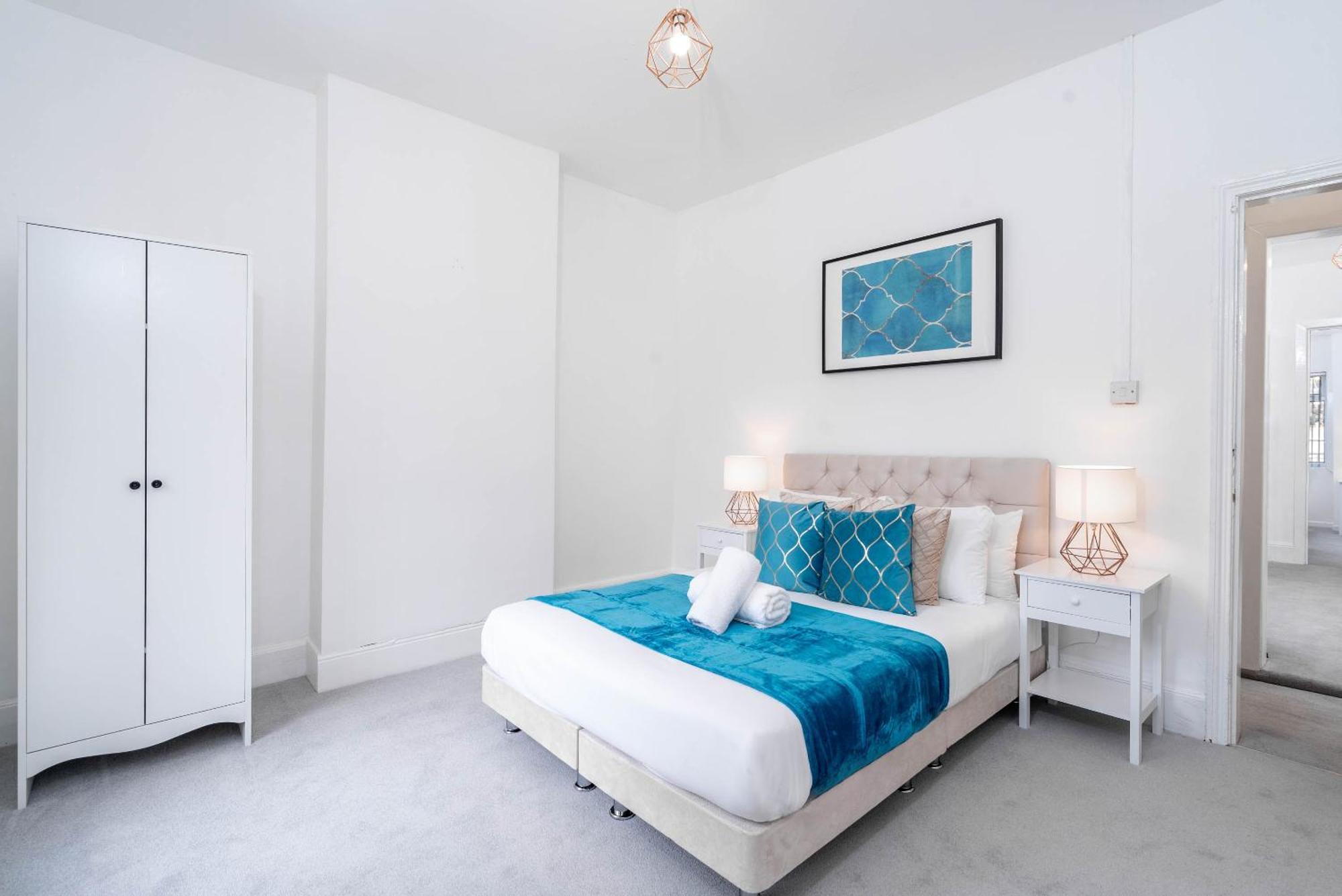 Three Bedroom House - Garden - Parking - Wifi - Netflix - Rated - 11t Holiday home Birmingham